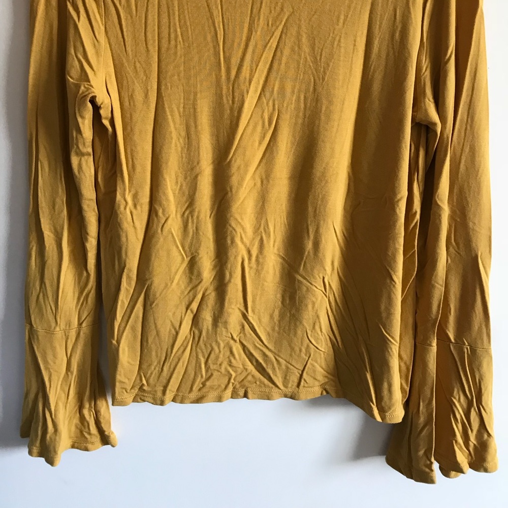 Mustard top - Picture 2 of 2